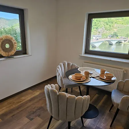 Mv Roemerlodge Mit Einmaligem Moselpanoramablick Appartamento *